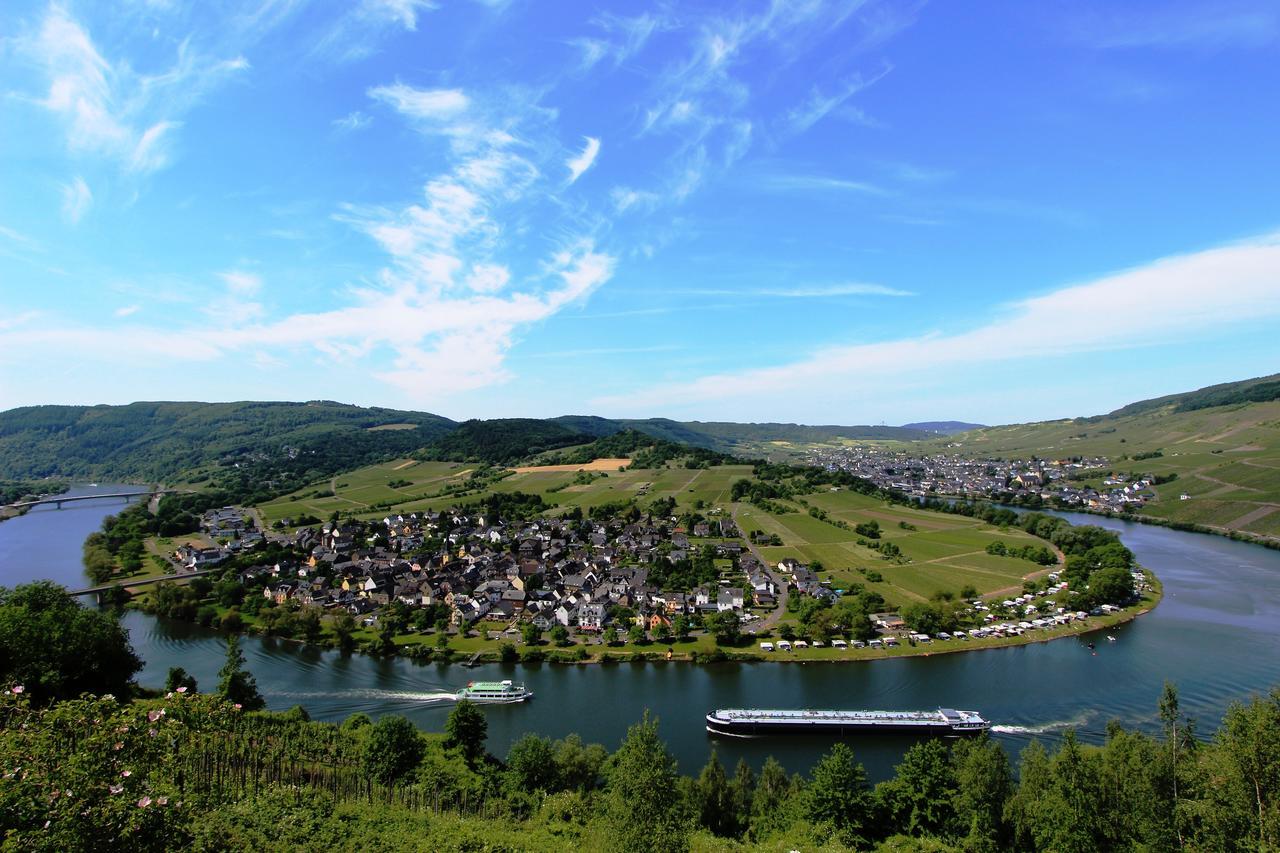Landgasthaus Am Ufer Traben-Trarbach Exteriör bild